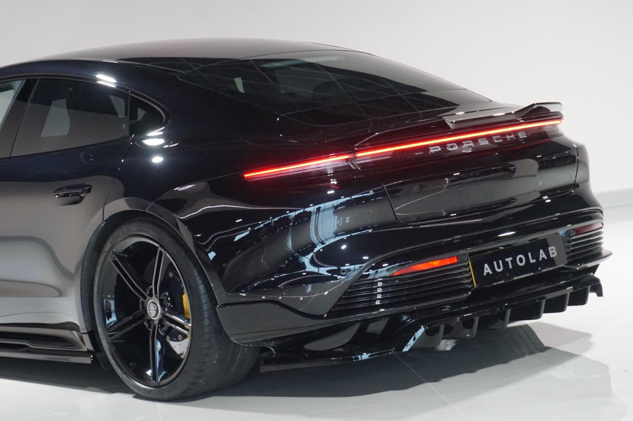 Porsche Taycan Performance Plus 93.4kWh Turbo Saloon 4dr Electric Auto 4WD (680 ps)